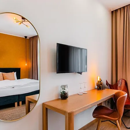 H11 Bed & Breakfast