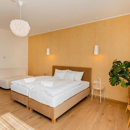 H11 5* Esztergom